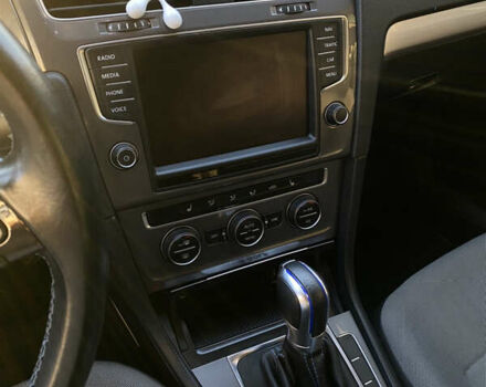 Синий Фольксваген e-Golf, объемом двигателя 0 л и пробегом 140 тыс. км за 11200 $, фото 10 на Automoto.ua