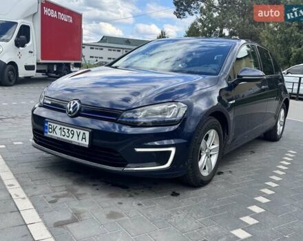 Синий Фольксваген e-Golf, объемом двигателя 0 л и пробегом 118 тыс. км за 10600 $, фото 2 на Automoto.ua