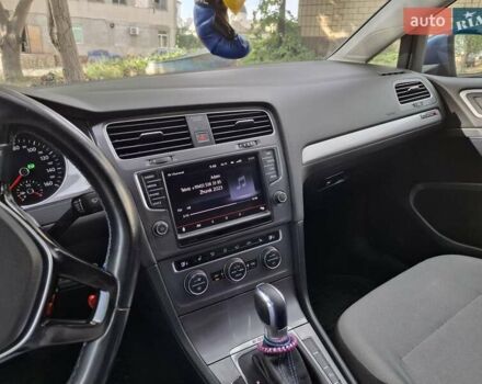 Синий Фольксваген e-Golf, объемом двигателя 0 л и пробегом 113 тыс. км за 8200 $, фото 11 на Automoto.ua