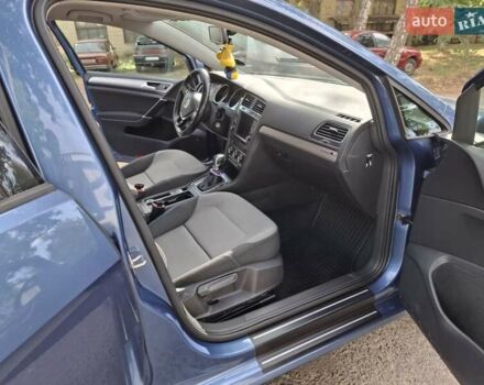 Синий Фольксваген e-Golf, объемом двигателя 0 л и пробегом 113 тыс. км за 8200 $, фото 10 на Automoto.ua