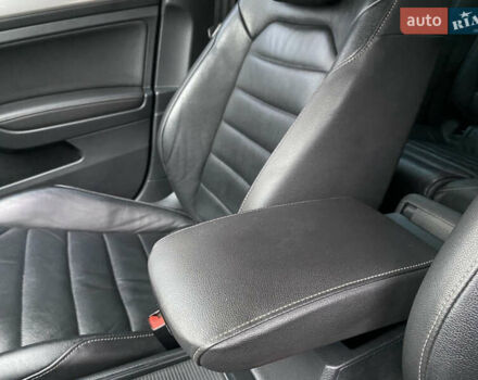 Синий Фольксваген e-Golf, объемом двигателя 0 л и пробегом 124 тыс. км за 8900 $, фото 27 на Automoto.ua