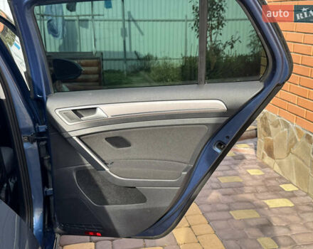 Синій Фольксваген e-Golf, об'ємом двигуна 0 л та пробігом 72 тис. км за 9500 $, фото 41 на Automoto.ua