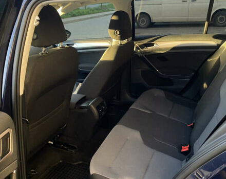 Синий Фольксваген e-Golf, объемом двигателя 0 л и пробегом 140 тыс. км за 11200 $, фото 6 на Automoto.ua