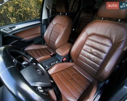 Синий Фольксваген e-Golf, объемом двигателя 0 л и пробегом 125 тыс. км за 8200 $, фото 10 на Automoto.ua