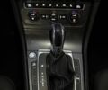 Синий Фольксваген e-Golf, объемом двигателя 0 л и пробегом 100 тыс. км за 8150 $, фото 14 на Automoto.ua
