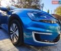 Синий Фольксваген e-Golf, объемом двигателя 0 л и пробегом 125 тыс. км за 8900 $, фото 16 на Automoto.ua