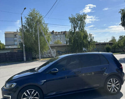 Синий Фольксваген e-Golf, объемом двигателя 0 л и пробегом 104 тыс. км за 8500 $, фото 3 на Automoto.ua