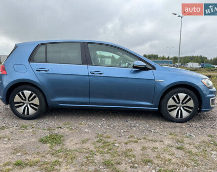 Синий Фольксваген e-Golf, объемом двигателя 0 л и пробегом 73 тыс. км за 8300 $, фото 10 на Automoto.ua
