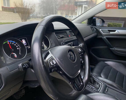 Синий Фольксваген e-Golf, объемом двигателя 0 л и пробегом 124 тыс. км за 8900 $, фото 16 на Automoto.ua