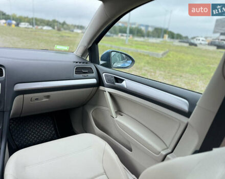 Синий Фольксваген e-Golf, объемом двигателя 0 л и пробегом 73 тыс. км за 8300 $, фото 65 на Automoto.ua