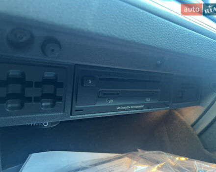 Синій Фольксваген e-Golf, об'ємом двигуна 0 л та пробігом 99 тис. км за 9500 $, фото 35 на Automoto.ua