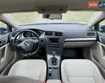 Синий Фольксваген e-Golf, объемом двигателя 0 л и пробегом 73 тыс. км за 8300 $, фото 66 на Automoto.ua