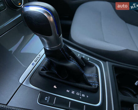Синій Фольксваген e-Golf, об'ємом двигуна 0 л та пробігом 133 тис. км за 8250 $, фото 36 на Automoto.ua