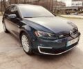 Синий Фольксваген e-Golf, объемом двигателя 0 л и пробегом 88 тыс. км за 10400 $, фото 1 на Automoto.ua