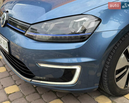 Синій Фольксваген e-Golf, об'ємом двигуна 0 л та пробігом 72 тис. км за 9500 $, фото 10 на Automoto.ua