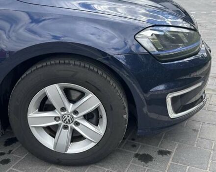 Синий Фольксваген e-Golf, объемом двигателя 0 л и пробегом 118 тыс. км за 10600 $, фото 3 на Automoto.ua