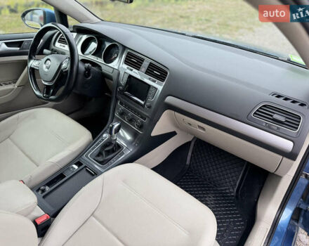 Синий Фольксваген e-Golf, объемом двигателя 0 л и пробегом 73 тыс. км за 8300 $, фото 53 на Automoto.ua