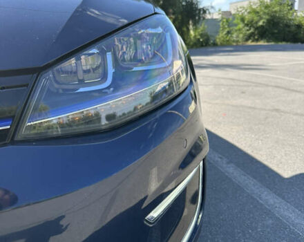 Синий Фольксваген e-Golf, объемом двигателя 0 л и пробегом 104 тыс. км за 8500 $, фото 6 на Automoto.ua