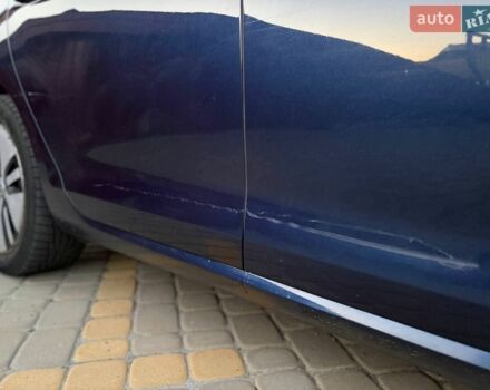 Синий Фольксваген e-Golf, объемом двигателя 0 л и пробегом 100 тыс. км за 8150 $, фото 5 на Automoto.ua