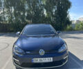 Синий Фольксваген e-Golf, объемом двигателя 0 л и пробегом 104 тыс. км за 8500 $, фото 4 на Automoto.ua