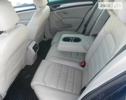 Синий Фольксваген e-Golf, объемом двигателя 0 л и пробегом 88 тыс. км за 9950 $, фото 25 на Automoto.ua