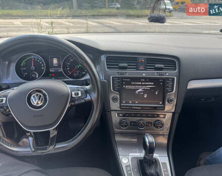 Синий Фольксваген e-Golf, объемом двигателя 0 л и пробегом 150 тыс. км за 8850 $, фото 1 на Automoto.ua