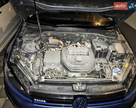 Синий Фольксваген e-Golf, объемом двигателя 0 л и пробегом 109 тыс. км за 8750 $, фото 3 на Automoto.ua