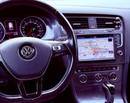 Синий Фольксваген e-Golf, объемом двигателя 0 л и пробегом 200 тыс. км за 9900 $, фото 5 на Automoto.ua