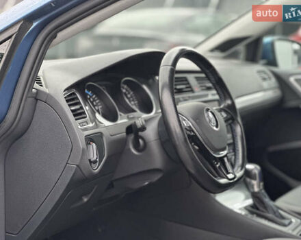 Синий Фольксваген e-Golf, объемом двигателя 0 л и пробегом 168 тыс. км за 7350 $, фото 72 на Automoto.ua