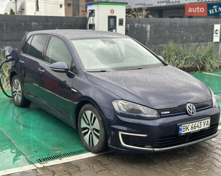 Синий Фольксваген e-Golf, объемом двигателя 0 л и пробегом 114 тыс. км за 8750 $, фото 1 на Automoto.ua