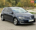 Синий Фольксваген e-Golf, объемом двигателя 0 л и пробегом 135 тыс. км за 7999 $, фото 1 на Automoto.ua