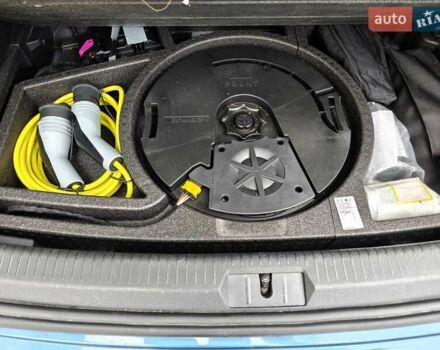 Синий Фольксваген e-Golf, объемом двигателя 0 л и пробегом 109 тыс. км за 8750 $, фото 20 на Automoto.ua