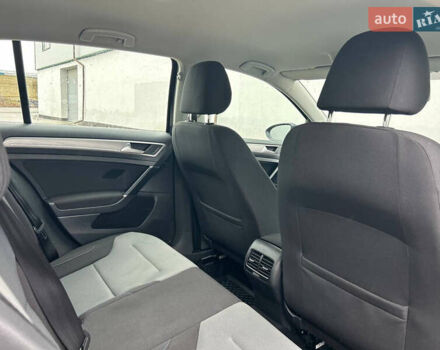 Синий Фольксваген e-Golf, объемом двигателя 0 л и пробегом 89 тыс. км за 8500 $, фото 16 на Automoto.ua