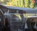 Синий Фольксваген e-Golf, объемом двигателя 0 л и пробегом 114 тыс. км за 10400 $, фото 12 на Automoto.ua