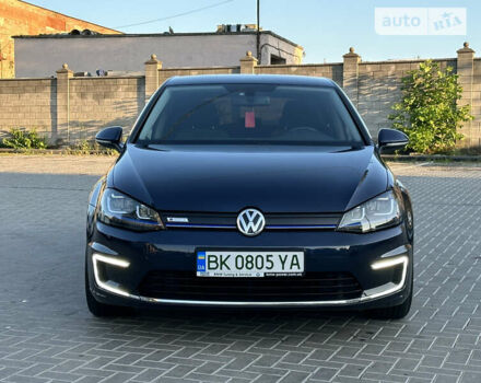 Синий Фольксваген e-Golf, объемом двигателя 0 л и пробегом 108 тыс. км за 13700 $, фото 11 на Automoto.ua