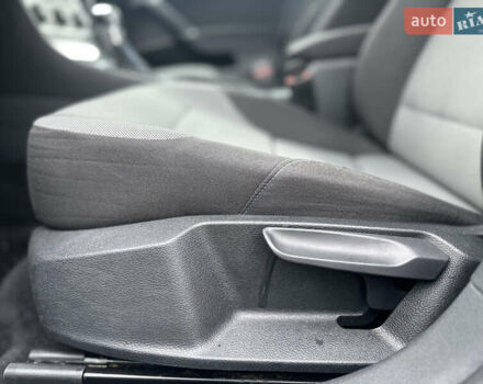 Синий Фольксваген e-Golf, объемом двигателя 0 л и пробегом 168 тыс. км за 7350 $, фото 55 на Automoto.ua