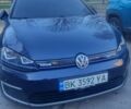 Синий Фольксваген e-Golf, объемом двигателя 0 л и пробегом 159 тыс. км за 9700 $, фото 1 на Automoto.ua