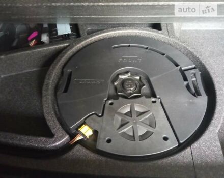 Синий Фольксваген e-Golf, объемом двигателя 0 л и пробегом 105 тыс. км за 11800 $, фото 12 на Automoto.ua