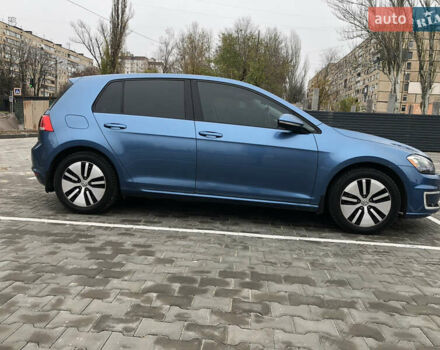 Синий Фольксваген e-Golf, объемом двигателя 0 л и пробегом 117 тыс. км за 10600 $, фото 10 на Automoto.ua