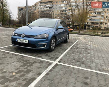 Синий Фольксваген e-Golf, объемом двигателя 0 л и пробегом 117 тыс. км за 10600 $, фото 4 на Automoto.ua