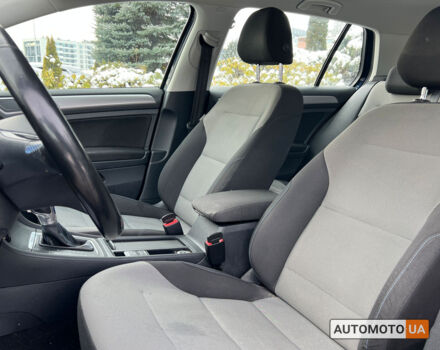 Синій Фольксваген e-Golf, об'ємом двигуна 24 л та пробігом 131 тис. км за 8900 $, фото 15 на Automoto.ua