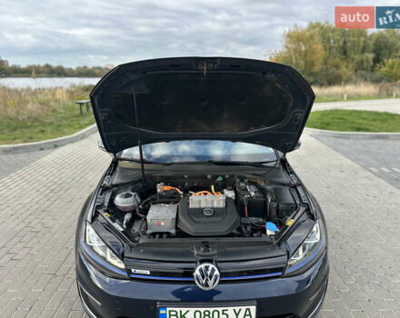 Синій Фольксваген e-Golf, об'ємом двигуна 0 л та пробігом 135 тис. км за 8350 $, фото 36 на Automoto.ua