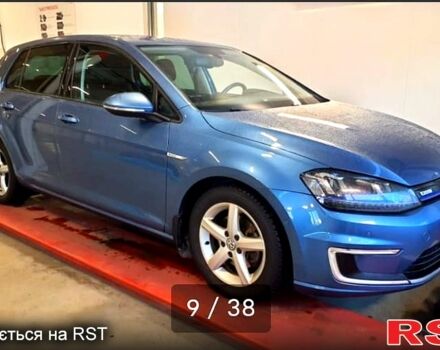 Синий Фольксваген e-Golf, объемом двигателя 100 л и пробегом 181 тыс. км за 9000 $, фото 5 на Automoto.ua