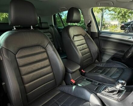 Синий Фольксваген e-Golf, объемом двигателя 0 л и пробегом 165 тыс. км за 9899 $, фото 3 на Automoto.ua