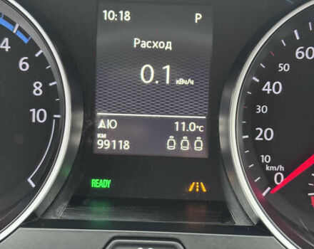 Синий Фольксваген e-Golf, объемом двигателя 0 л и пробегом 99 тыс. км за 9500 $, фото 25 на Automoto.ua