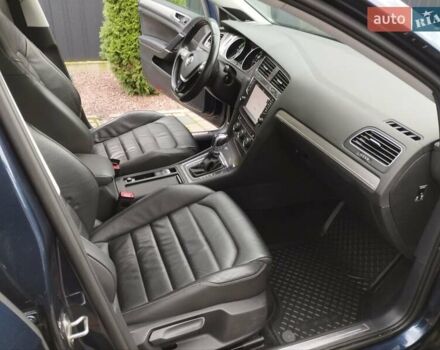 Синий Фольксваген e-Golf, объемом двигателя 0 л и пробегом 123 тыс. км за 8950 $, фото 11 на Automoto.ua