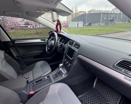 Синий Фольксваген e-Golf, объемом двигателя 0 л и пробегом 99 тыс. км за 9500 $, фото 43 на Automoto.ua