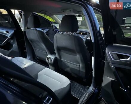 Синий Фольксваген e-Golf, объемом двигателя 0 л и пробегом 148 тыс. км за 7550 $, фото 3 на Automoto.ua
