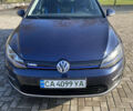 Синий Фольксваген e-Golf, объемом двигателя 0 л и пробегом 140 тыс. км за 10000 $, фото 2 на Automoto.ua