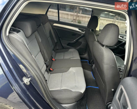 Синій Фольксваген e-Golf, об'ємом двигуна 0 л та пробігом 135 тис. км за 8350 $, фото 14 на Automoto.ua